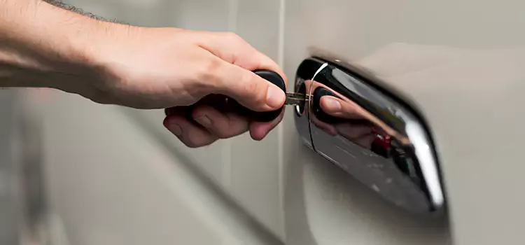 Why Choose Our Auto Locksmith Team in South Elgin, IL?